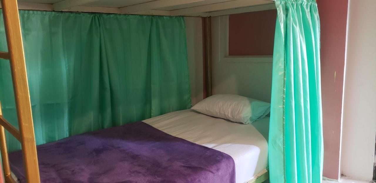 Hostel Lucky Dorm Ko Phi Phi Exterior foto