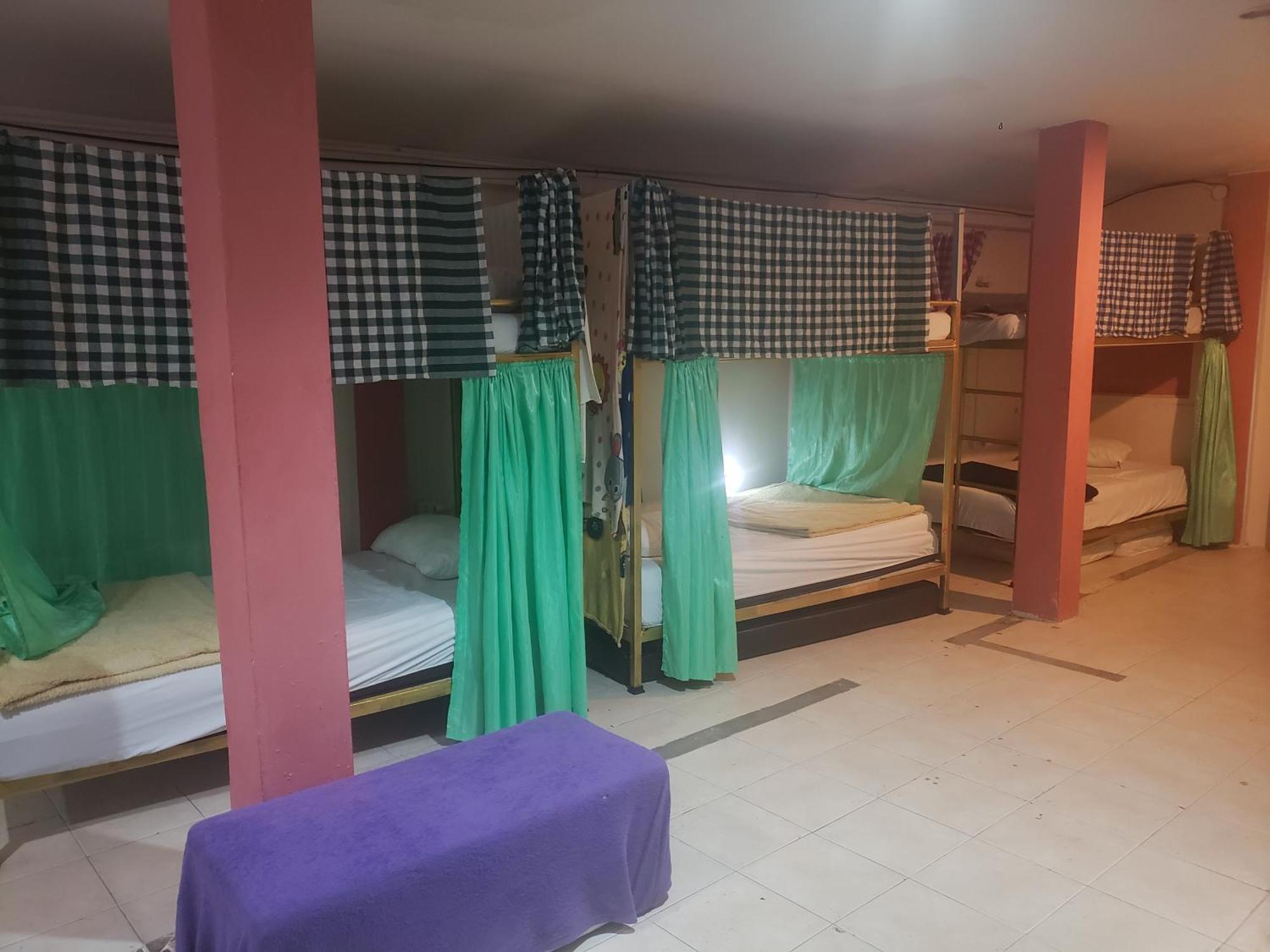 Hostel Lucky Dorm Ko Phi Phi Exterior foto