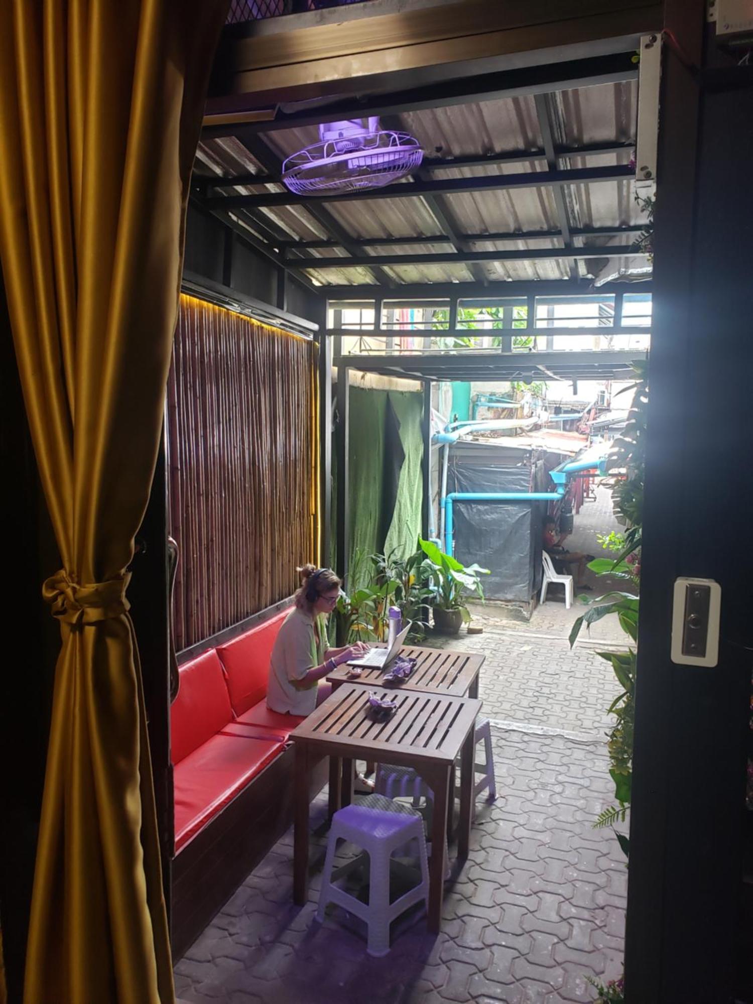 Hostel Lucky Dorm Ko Phi Phi Exterior foto