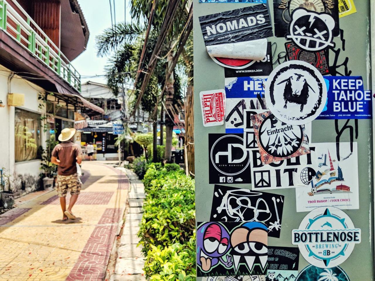 Hostel Lucky Dorm Ko Phi Phi Exterior foto